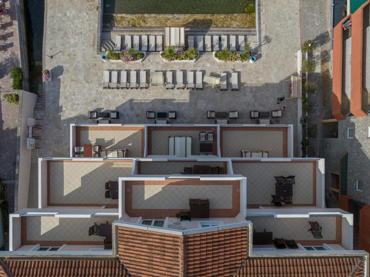 Apartments Adeona Tivat Exterior foto
