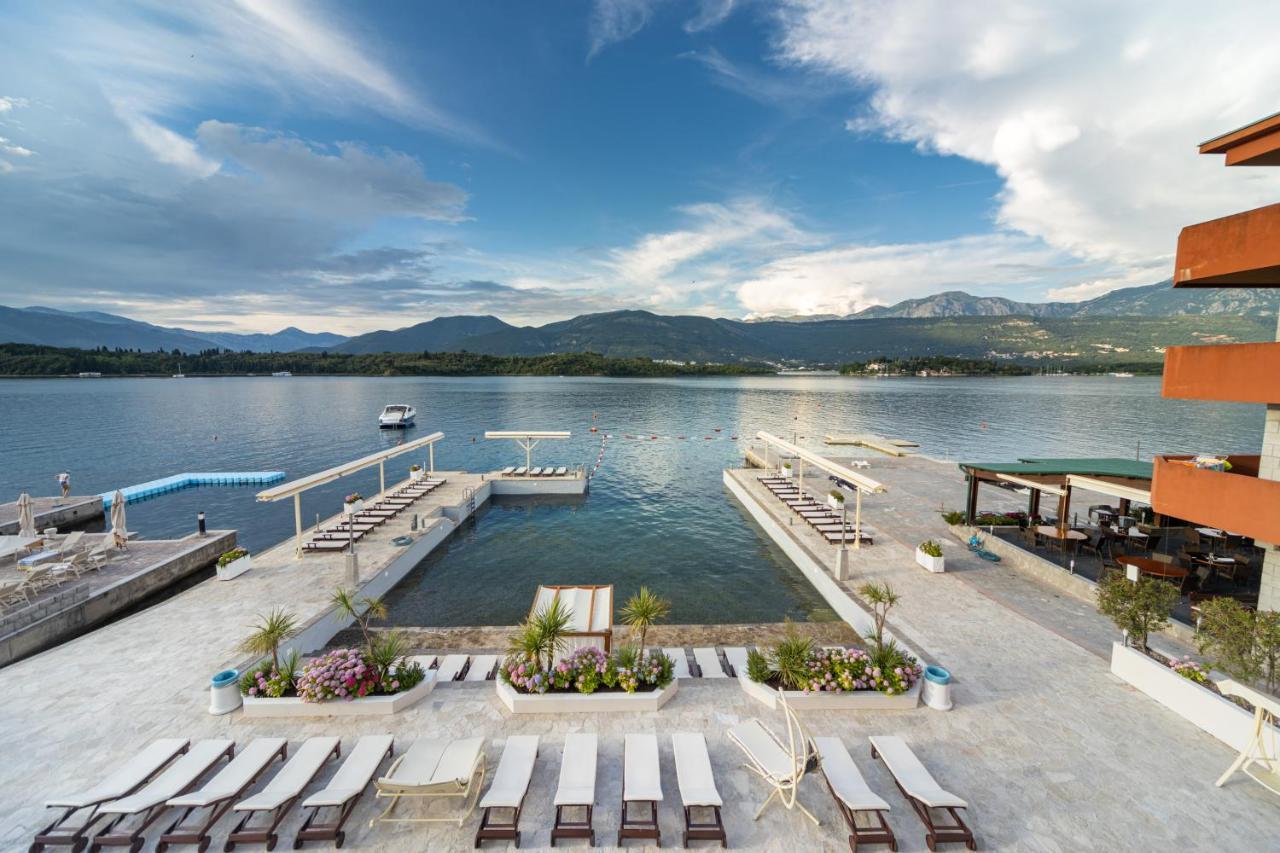 Apartments Adeona Tivat Exterior foto