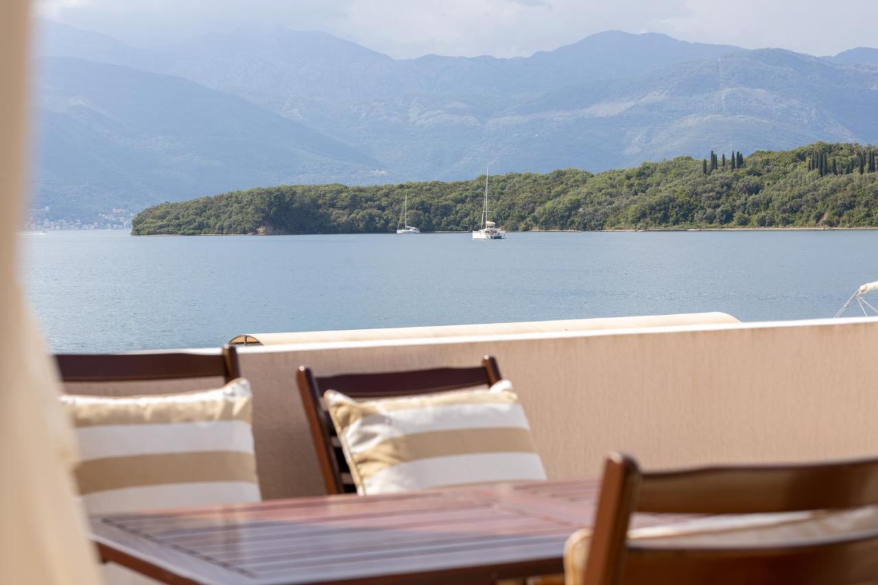 Apartments Adeona Tivat Exterior foto
